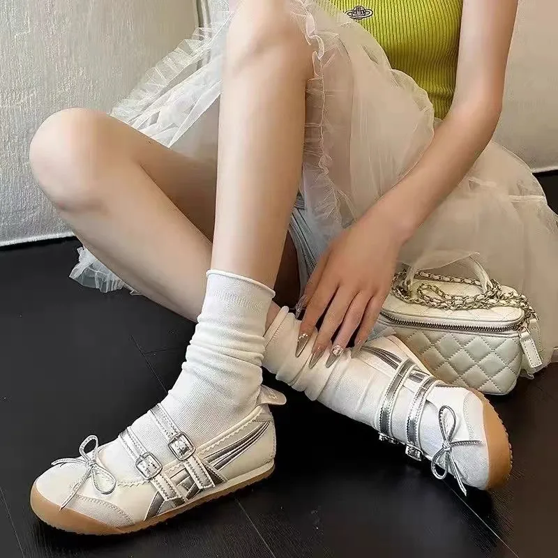 

2025 женские балетки на плоской подошве с бантом, танцевальные туфли Мэри Джейн, летние сандалии, модные новые брендовые модельные дизайнерские повседневные туфли с неглубоким носком