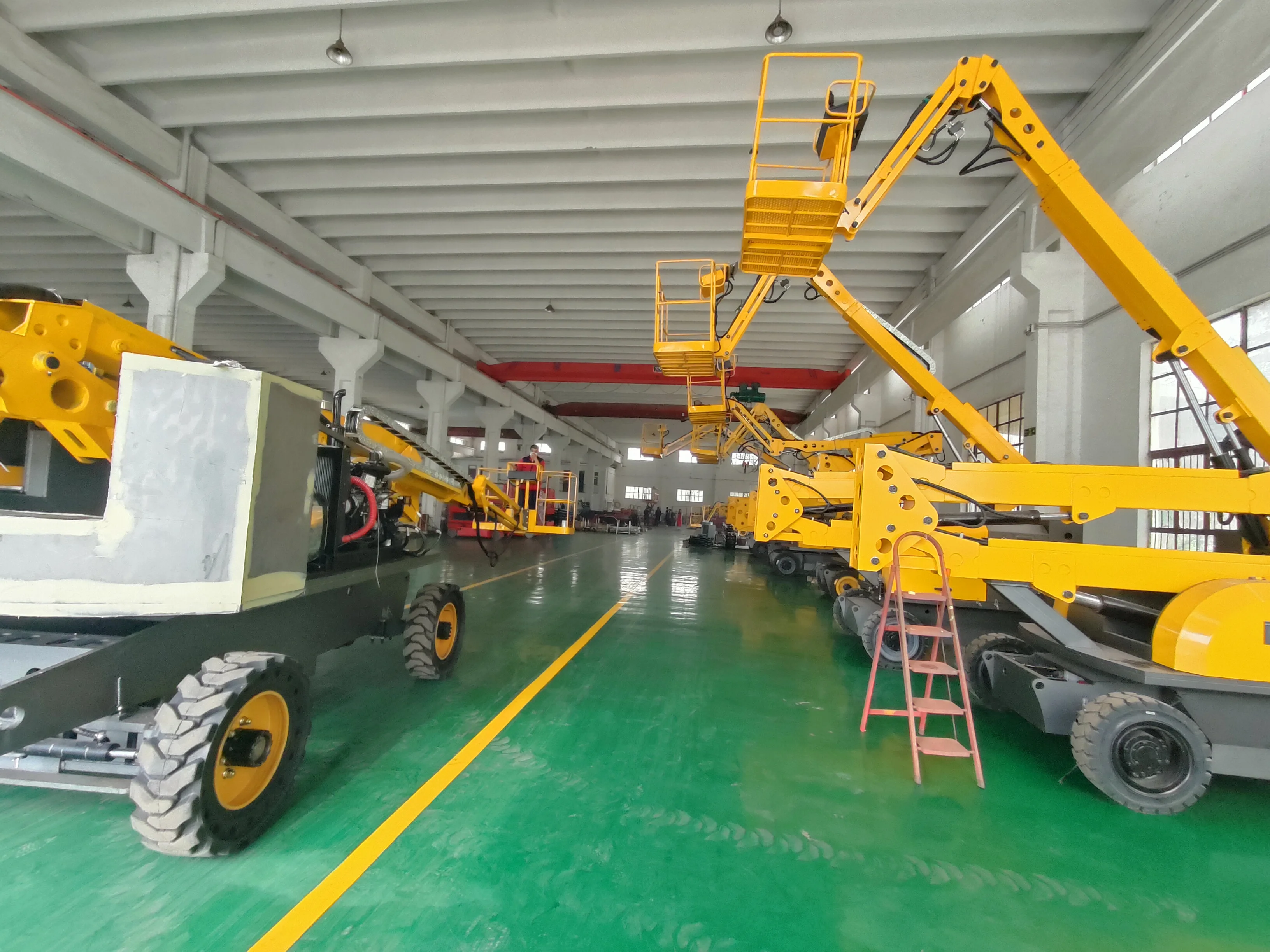 20M Multi Joint Articulating Boom Lift Aerial Work Platform Triple Hinge Arm Design for Complex Positioning