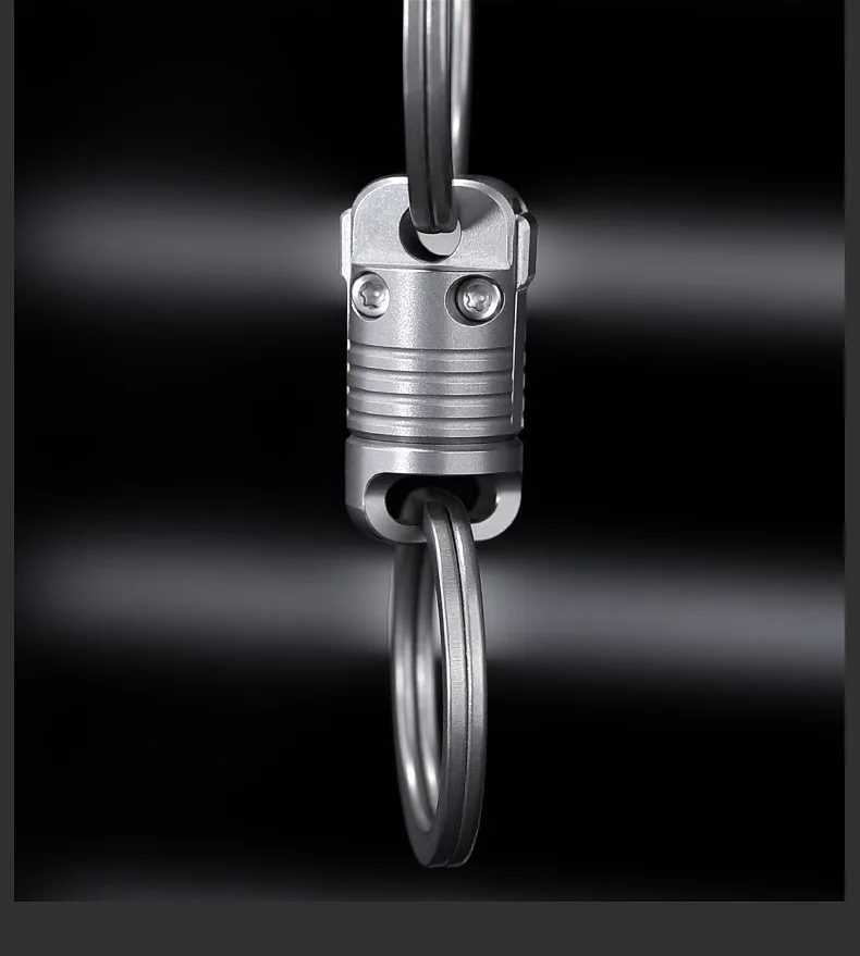 Titanium Alloy Magnet Quick Release Keychain 360° Rotatable Buckle Anti Stripping Dog Walking Buckle Safety Lock Design