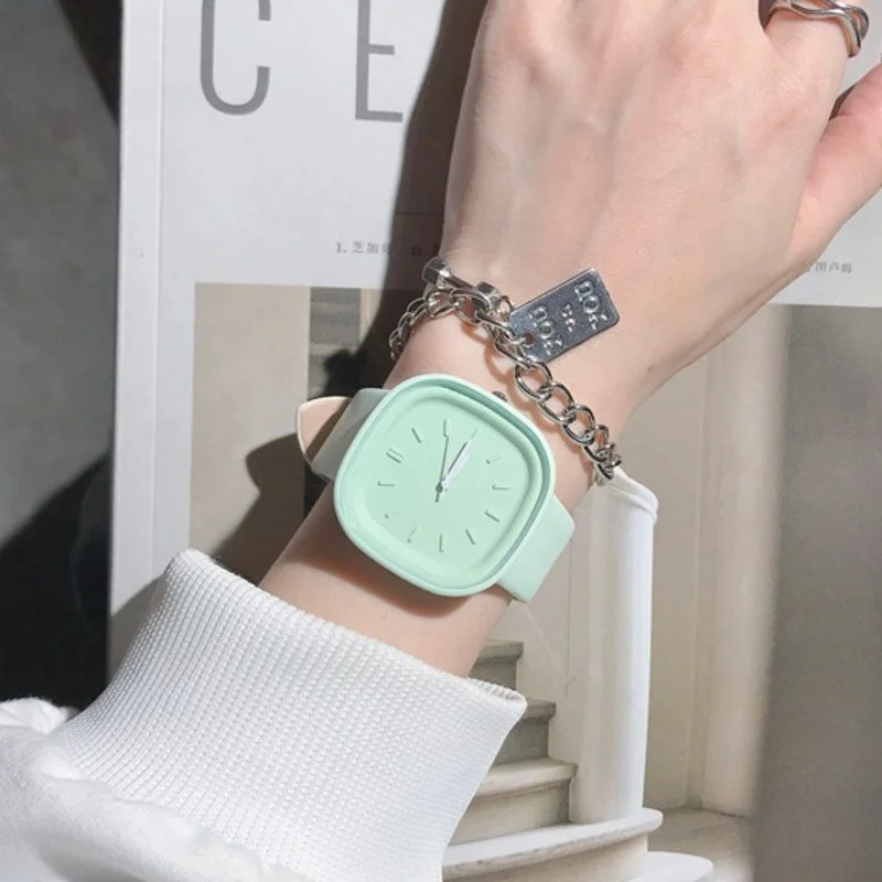 Fashion Simple Square Women Watches Casual Students Leather Band Quartz Watch