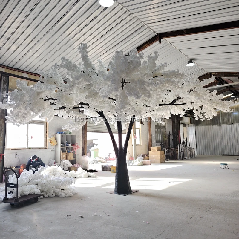 Outdoor Artificial Large White Sakura Simulated Silk Flower Tree Elegant White Flowering Tree for Wedding