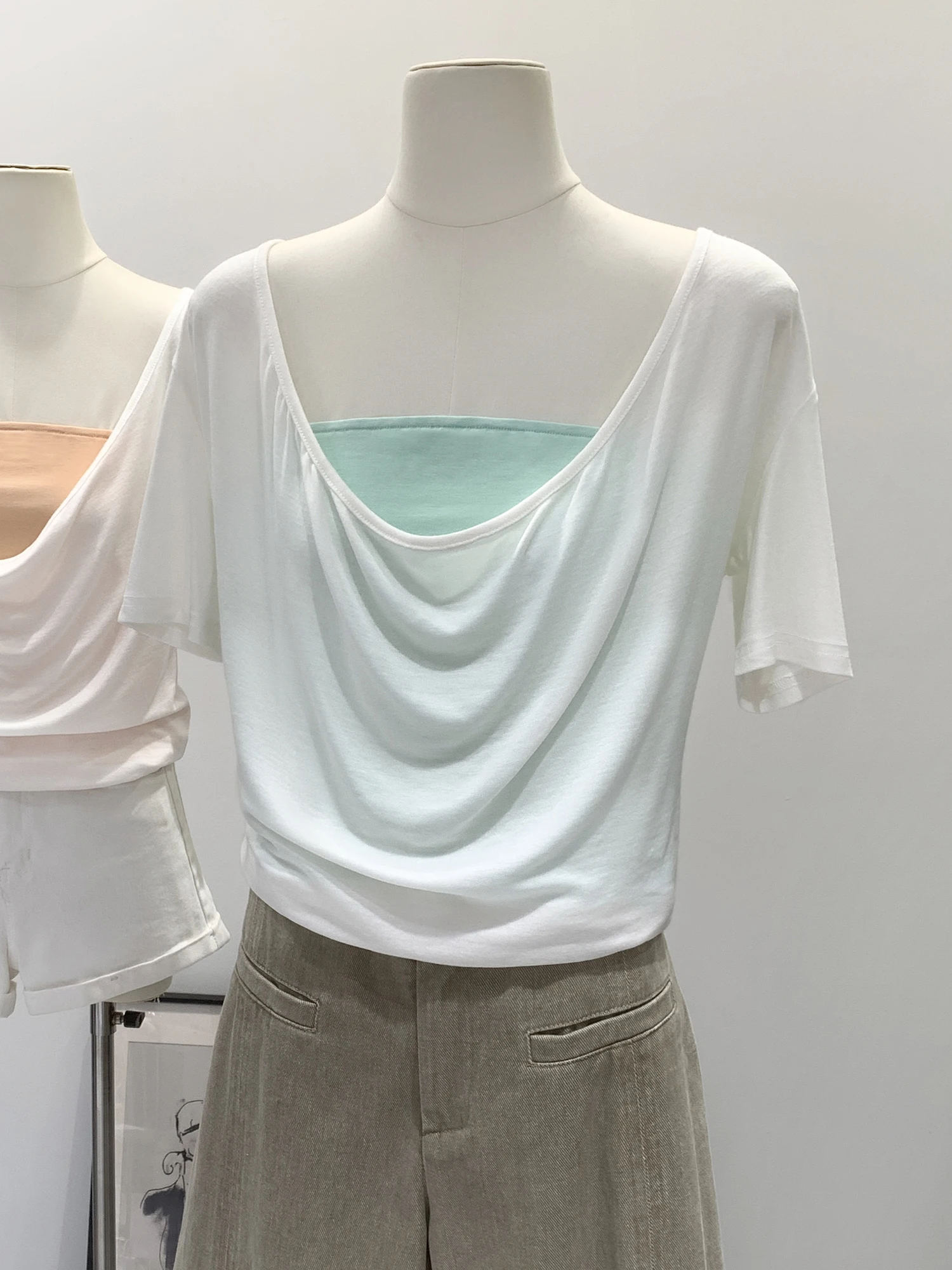 Lacele Tian Silk Wool Color Block Halter Neck Tube Top Fake Two-Piece Short Sleeve T-Shirt Women Summer New Style Short Top