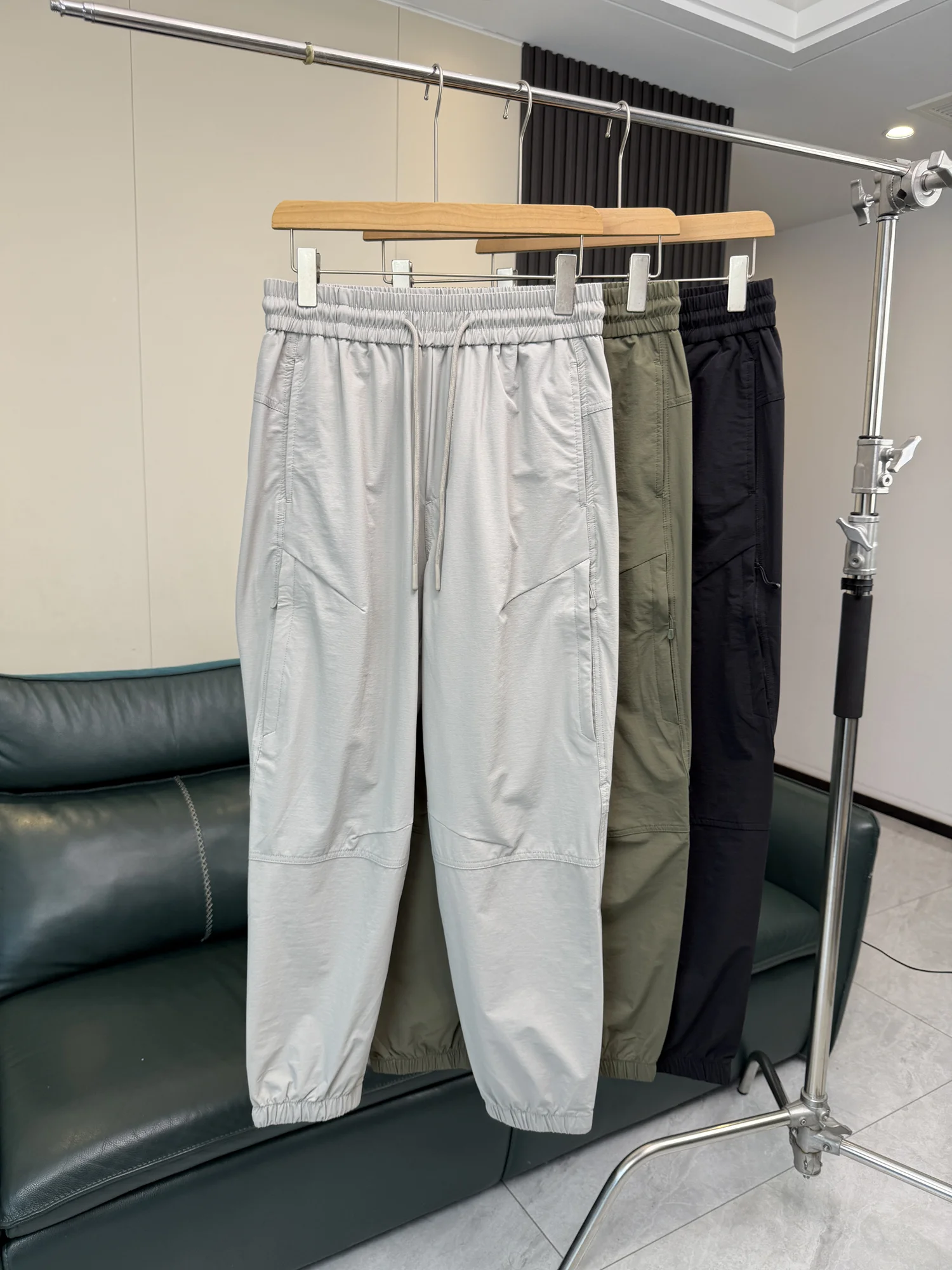 

Outdoor Comfortable Sports Casual Pants Men's Spring Summer Elastic Waist Versatile Loose Fit Straight Leg Pants Trendy