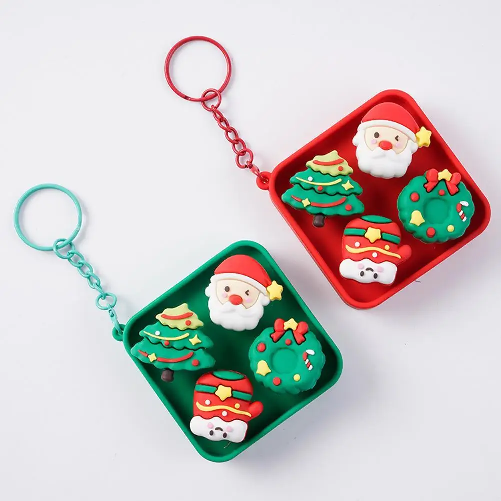 Christmas Fidget Button Toy Keychain 6Cm Portable Plastic Santa Tree Pattern Sensory Clicker Toy For Kids Adults Accessory