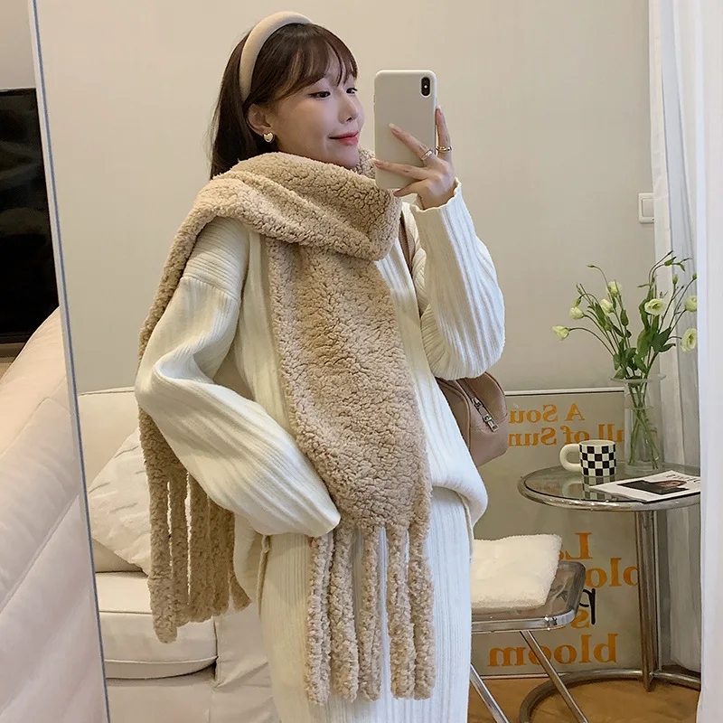 

Autumn and Winter 2022 New Lamb Plush Women's Scarf Double sided Fleece Thickened Warmth Wrapped with Cold proof Tassel Scarf