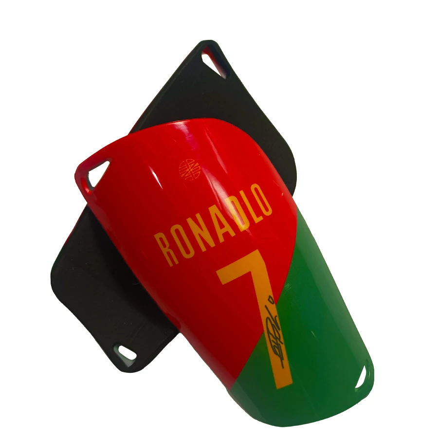 1 زوج صغير واقي البشرة واقي البشرة الصغيرة كرة القدم بنين كرة القدم واقي البشرة شين منصات كرة القدم ضوء مريح واقي البشرة شين #4