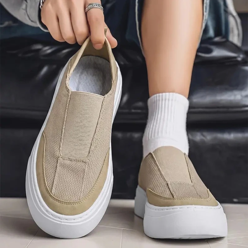 

Casual sports board shoes, one foot lazy shoes, versatile thick soled student commuting shoes