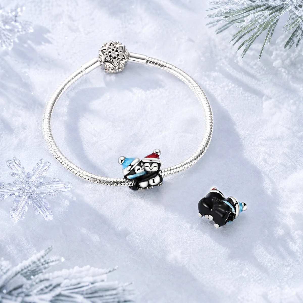 925 Sterling Silver Hugging Penguin Couple Bead Charm Enamel Large Hole Bead Christmas Jewelry For Women Bracelet Gift