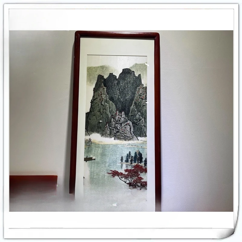 

Hunan embroidery embroidery finished porch decoration hanging painting Guilin landscape