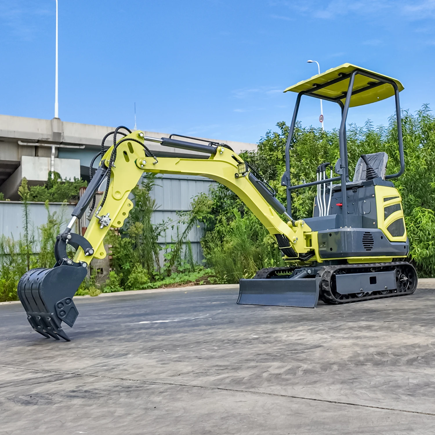 Factory Supply 1.2t Mini Excavator, Euro 5 EPA CE Compliant Small Crawler Digger Equipped with Kubota/Yanmar Engine for Farm Hou