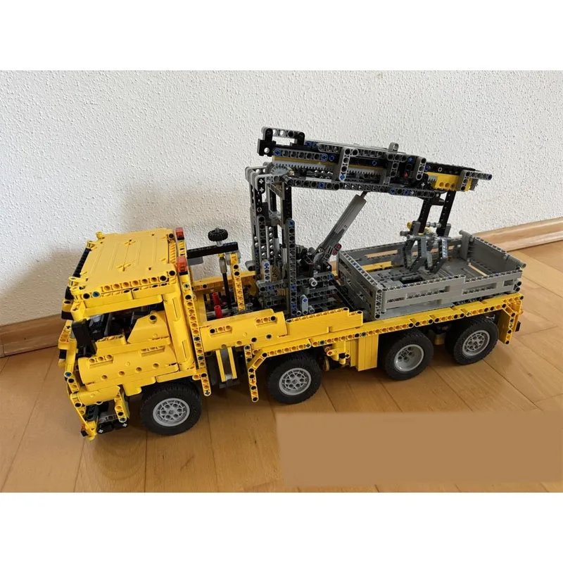 

MOC-235356 Classic New Cargo Crane Truck Building Block Model, 2256 Pieces, Boys' and Children's Birthday and Christmas Toy