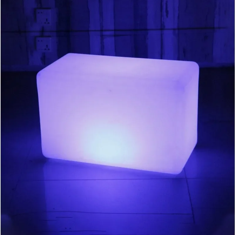 Outdoor luminous stools, shopping malls, public areas, rest and waiting chairs, row chairs, community squares, creative leisure