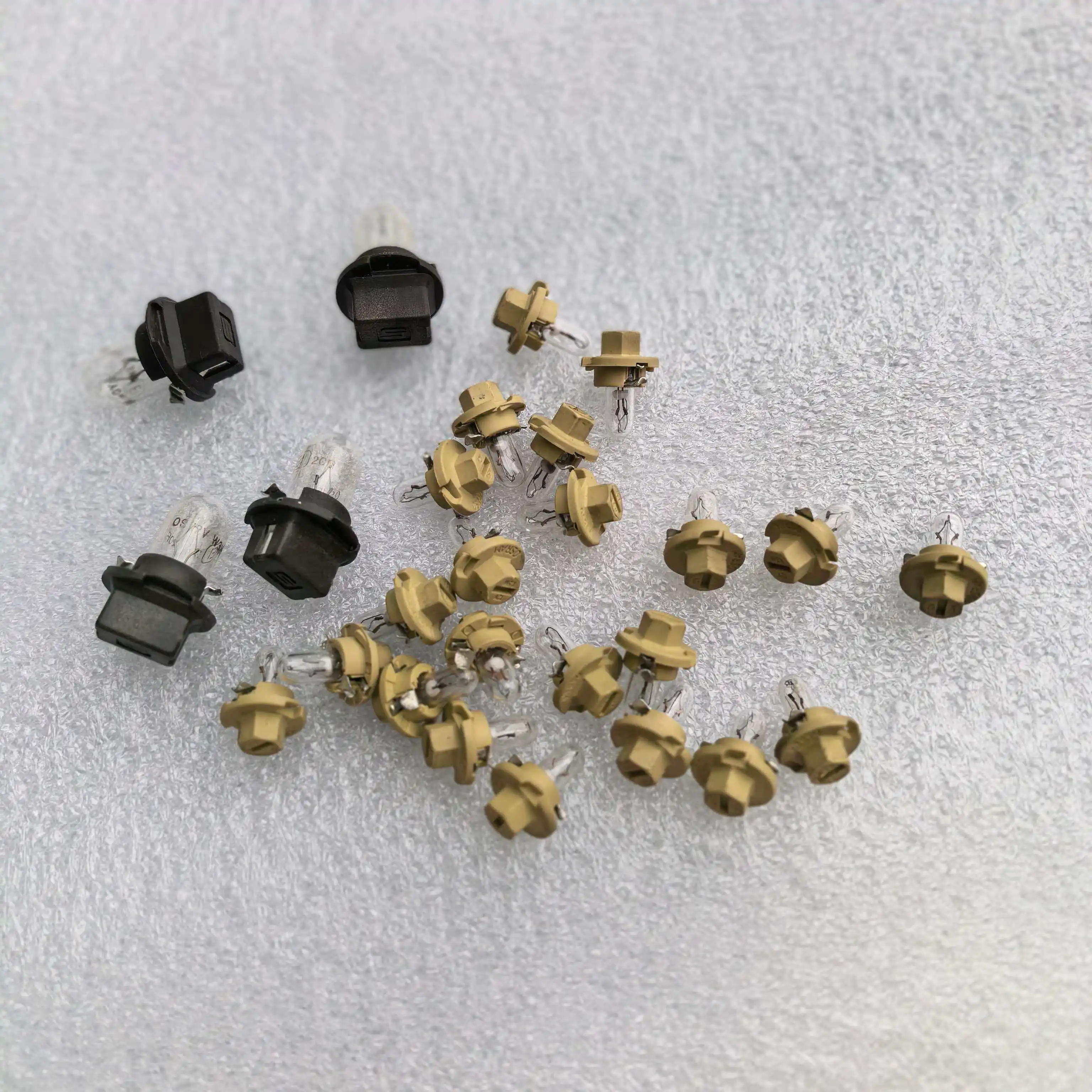 

Набор лампочек подсветки для приборов Mercedes W140 R129