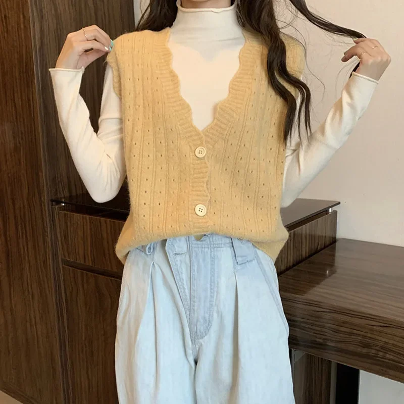 Women's Autumn Fashion Sleeveless Knitwear Vest Sweater Coat Solid Color V-neck Single Breasted Knit Cardigan Vest Uniform Size