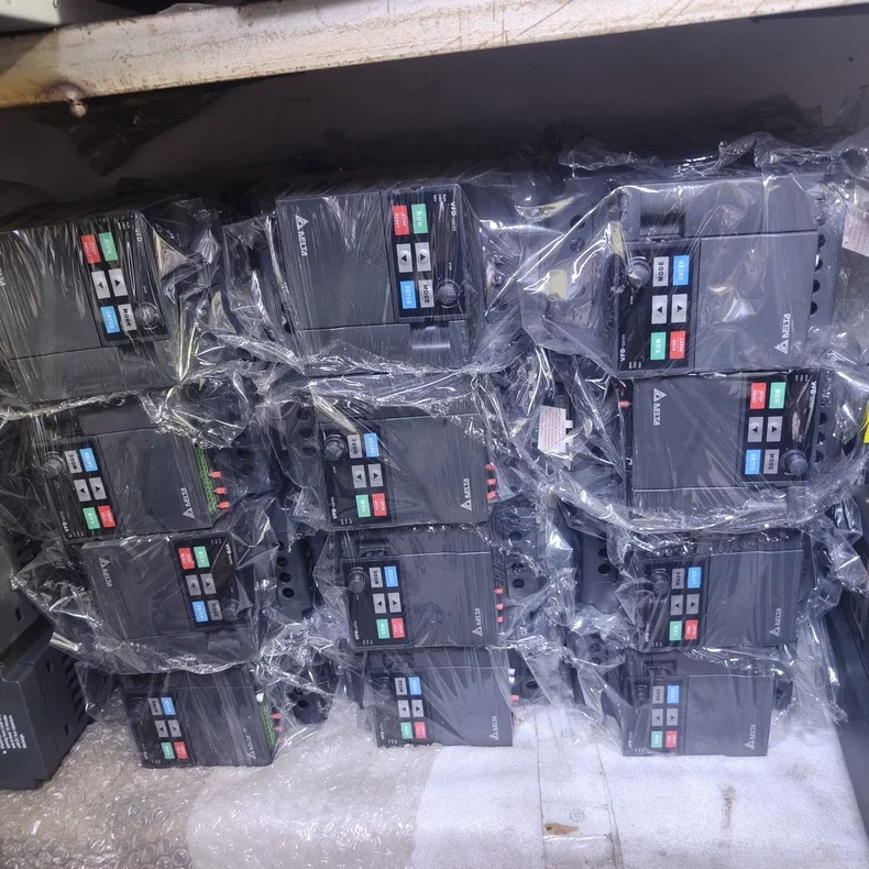 VFD015E43T VFD022E43A VFD007E43A Brand New Inverter Industrial Automation Parts