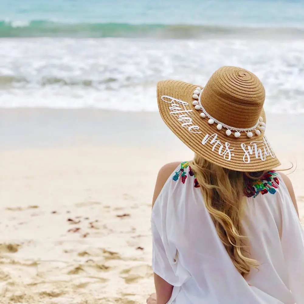 女性のためのパーソナライズされたサンハット,つばの広い折りたたみ式シャワーギフト,夏の屋外旅行プール