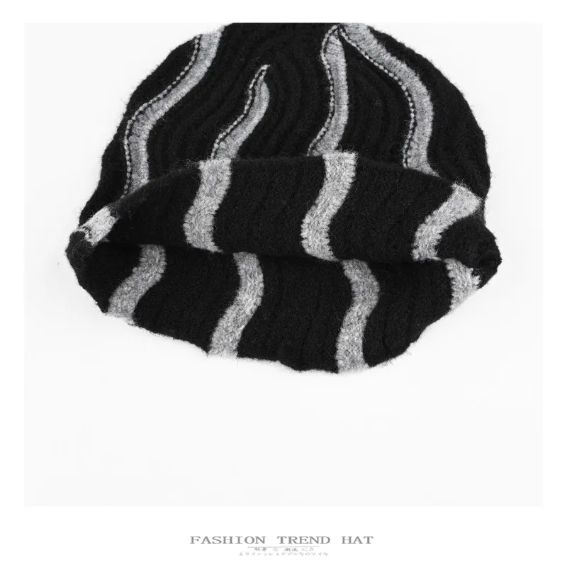 Japanische Strickmütze mit plissiertem Wellenmuster für Herren und Damen, Herbst- und Wintermode, Farbblockierung, warme Mütze – Detail 4
