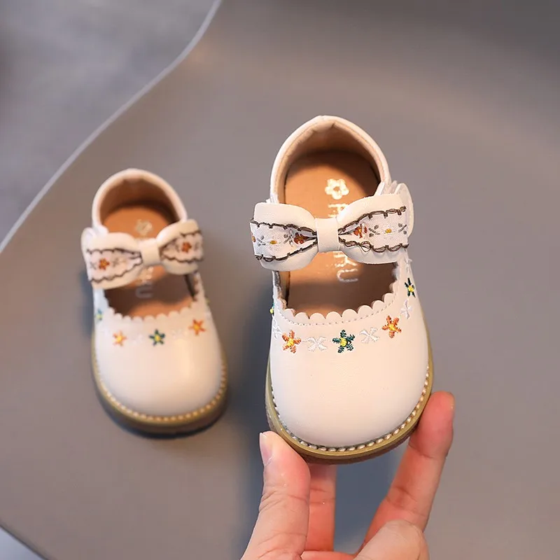 

Baby Kids Walking Shoes Sweet Bows Flowers Girls Princess Shoes Round Toes Cute 2025 New Fashion Baby Leather Shoes Soft Sole
