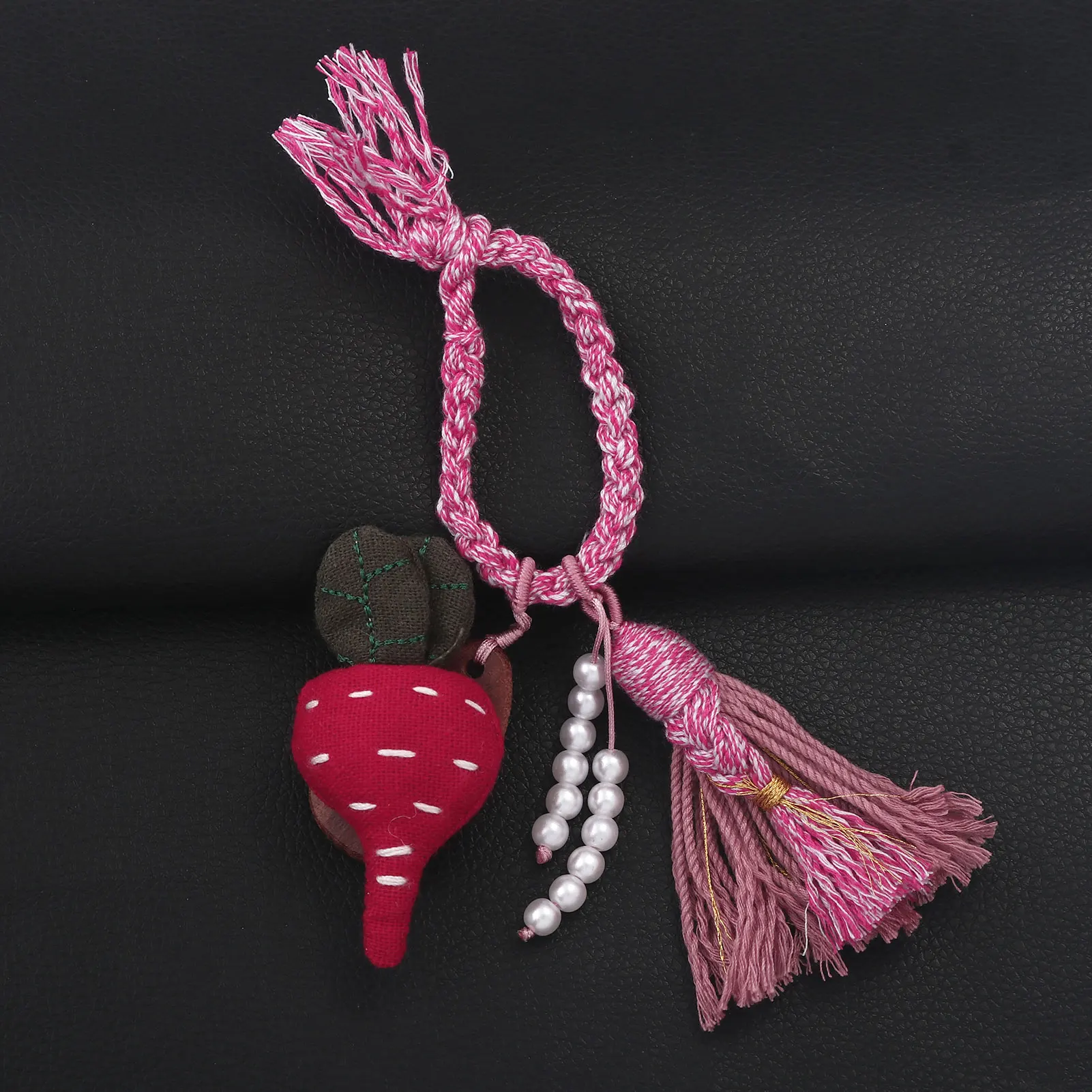 Handmade Braided Tassel Keychain Pearl Beaded Fruit Bag Pendant Cute Apple and carrot Ornament Wall Car Charms Decoration Gift