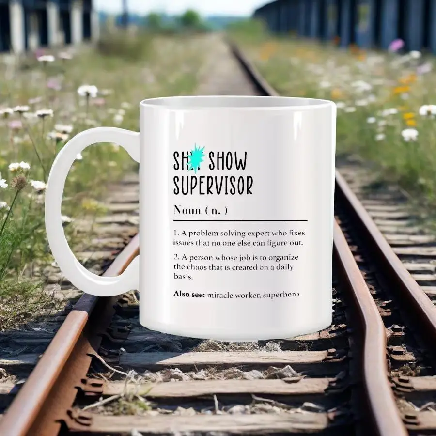 

Кружки Shit Show Supervisor для женщин Coworker Team Manger Director, подарки на день рождения, новинка, кофе, керамические чашки для чая, белые, 11 унций