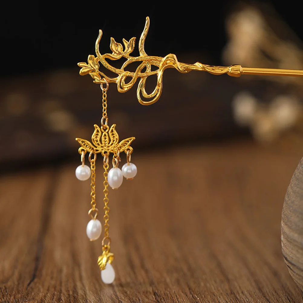 

2pcs Pearl Lotus Hairpin High Quality Alloy Flower Pins Women Wedding Hair Accessories Bun Stick Long Hair Dangle Retro Charm