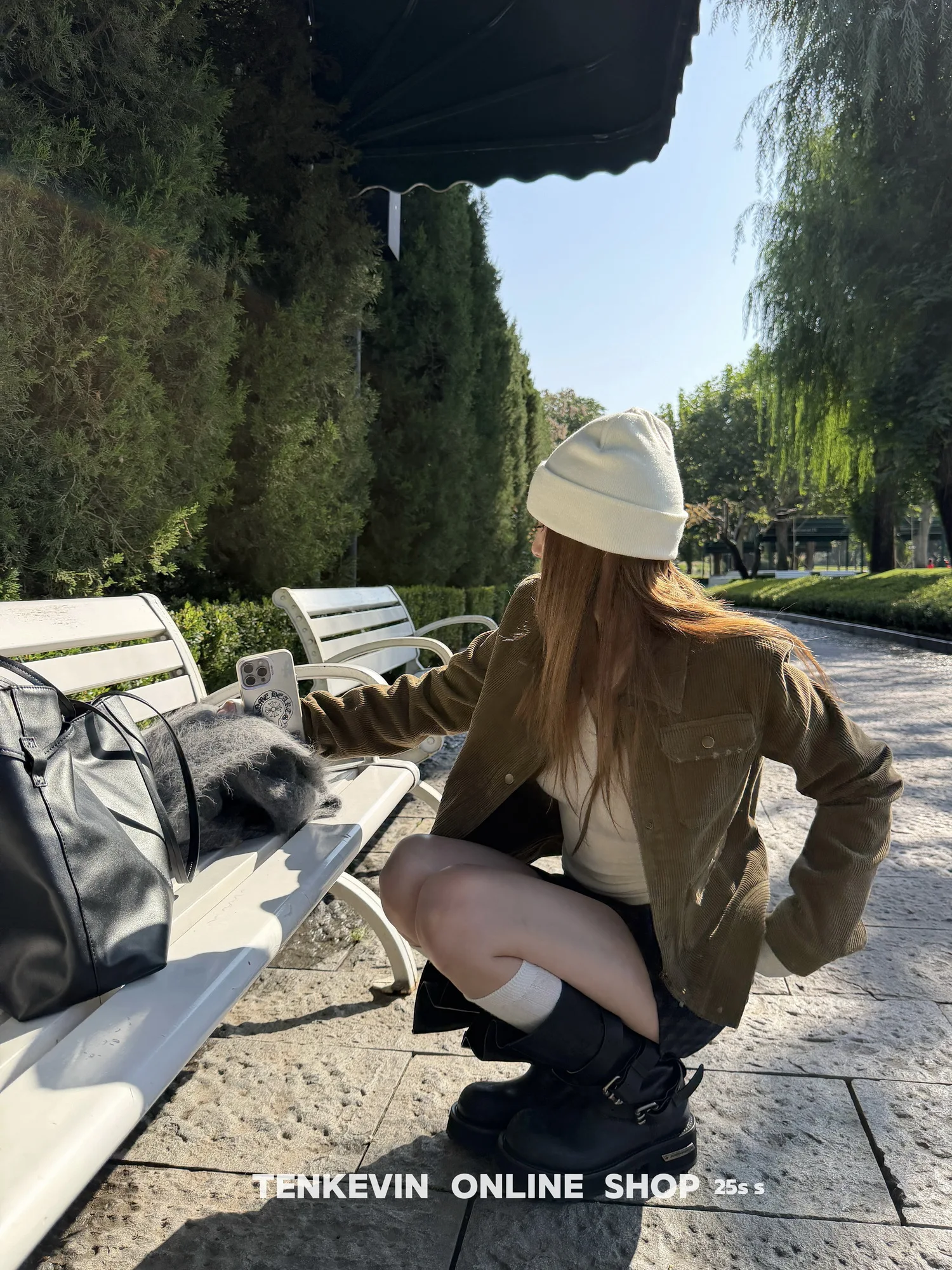 ロンドンサンセットアメリカンスタイルワークウェアジャケットレディースショートノースリーブコートコーデュロイ長袖ターンダウンカラー女性モデル