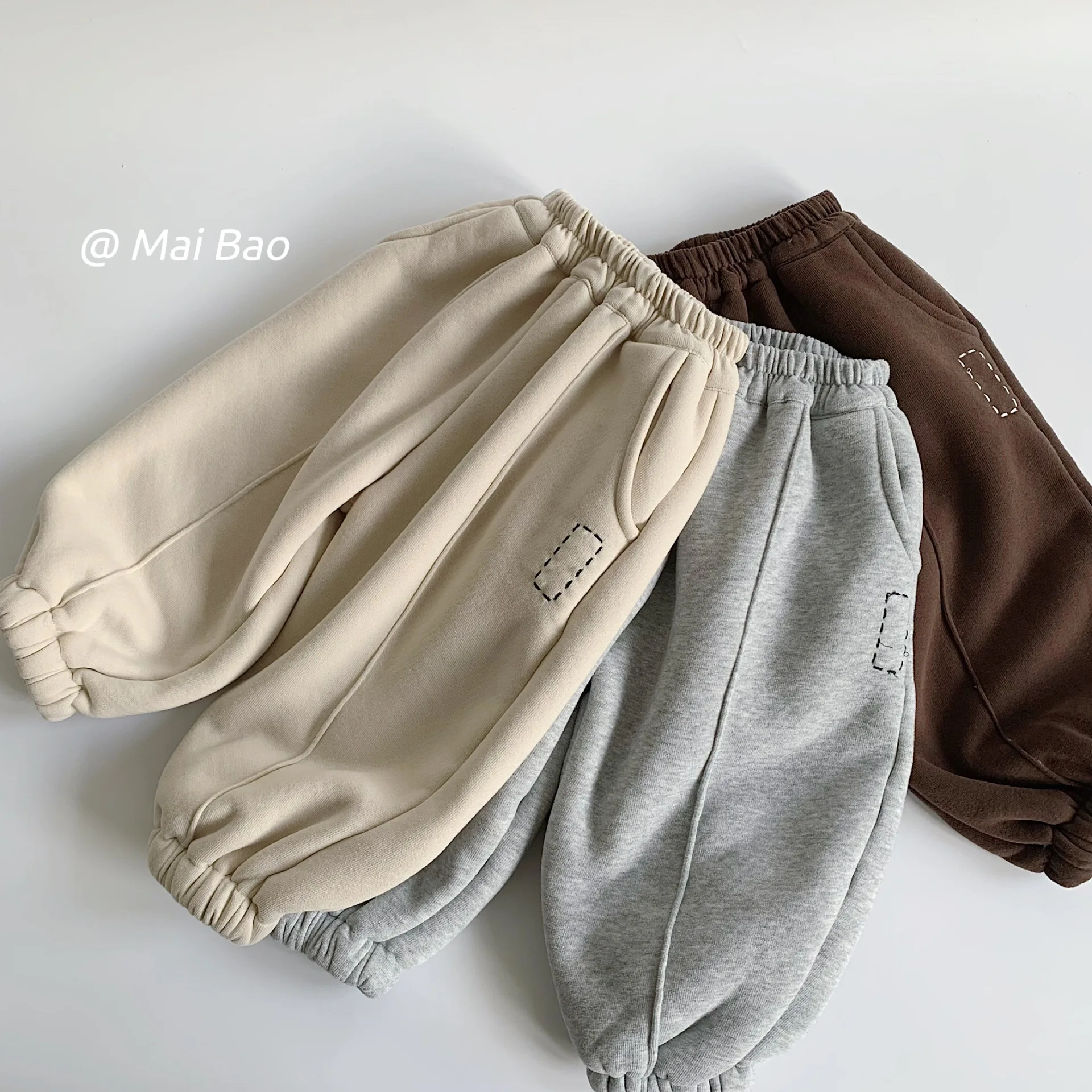 Boys' Velvet Pants 2025 Winter New Collection, Small and Medium Sized Simple Design Thick Legged Sports Pants