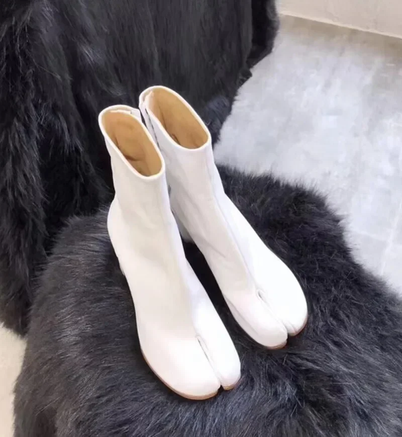 2024 Women\'s New Spring and Autumn Mid Length Boots Fashion Split Toe Women\'s Boots Round Head Thick High Heel Short Boots