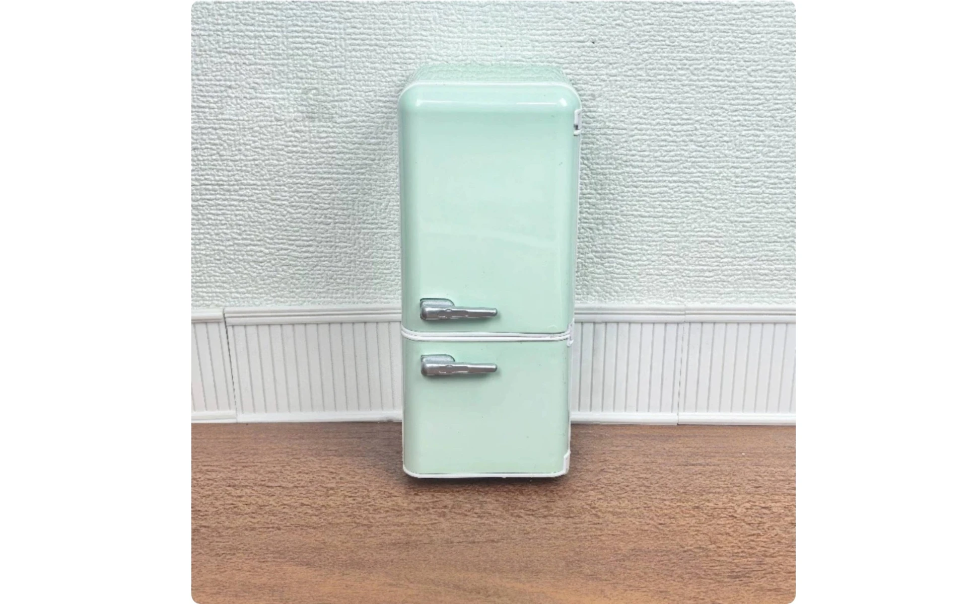 Dollhouse Refrigerator Openable Door Miniature Refrigerator Dollhouse Fridge Freestanding 1:12 Scale Fridge Realistic Dollhouse Refrigerator Openable Door Miniature Refrigerator Dollhouse Fridge Freestanding 1:12 Scale Fridge Realistic