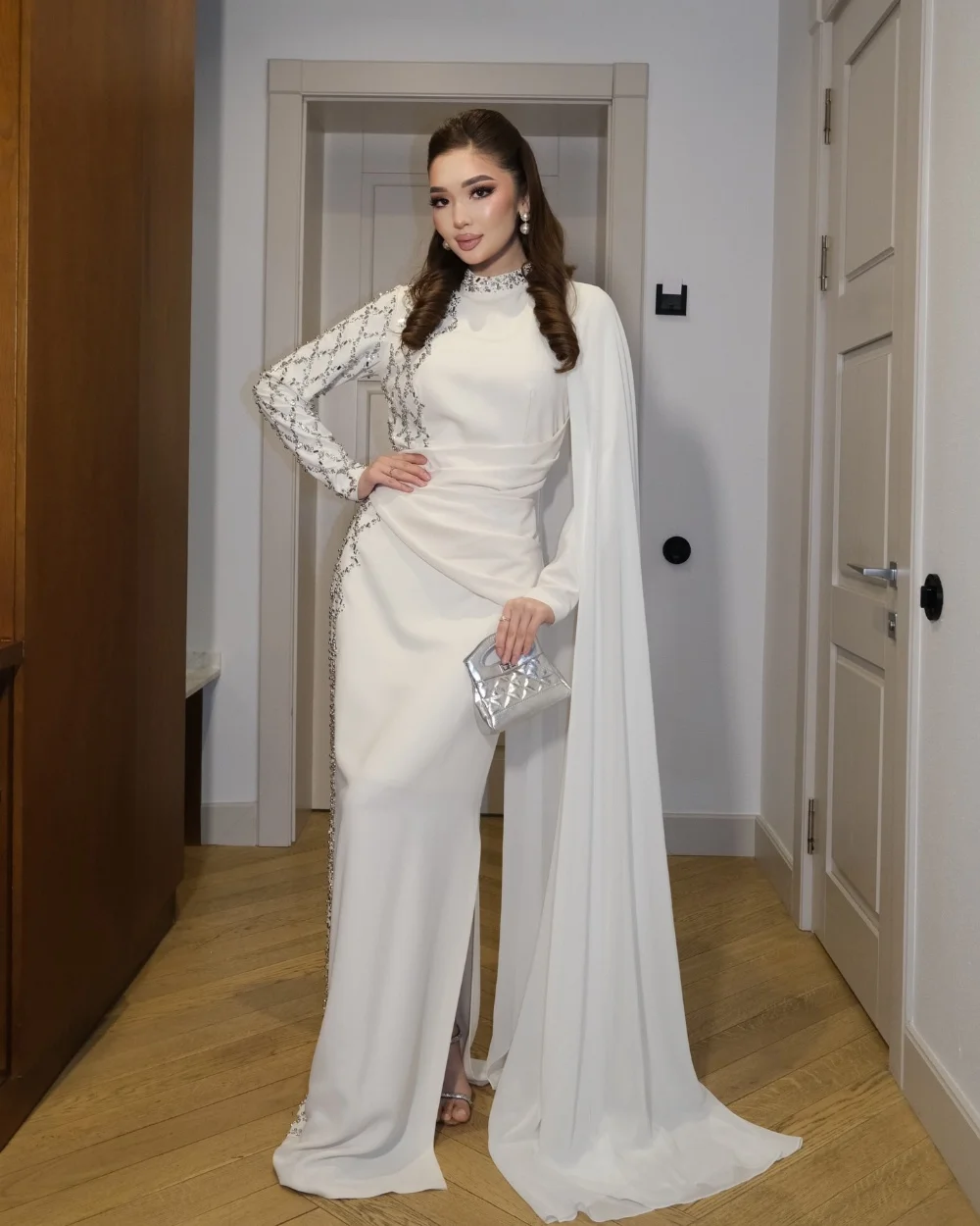 

Customized Luxury Sparkle Jersey Beading Sequined Pleat Mermaid High Collar Long Dresses Evening Dresses High Quality for Woman