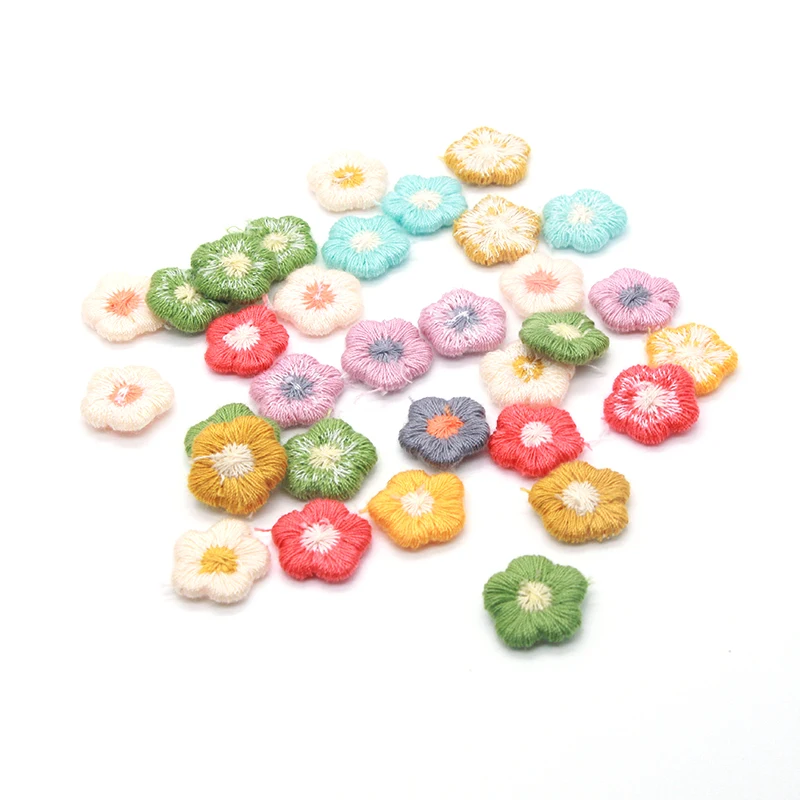 50 Stuks 15Mm Mini Multicolor Wol Breien Pruimenbloesem Bloem Voor Meisjes Pluche Haarspeld Kinderkleding Diy Decor accessoires