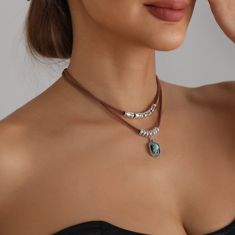Boho Layered Brown Cord Choker Necklace for Women Turquoise Pendant Vintage Western Style Jewelry for Daily Party Wear