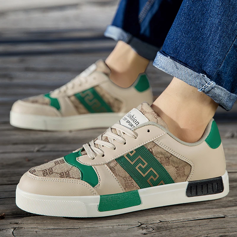 

Men's Shoes 2025 New Trend Board Shoes Leather Retro Senior Sense of Fashion Shoes Every Day To Wear Street Casual Shoes