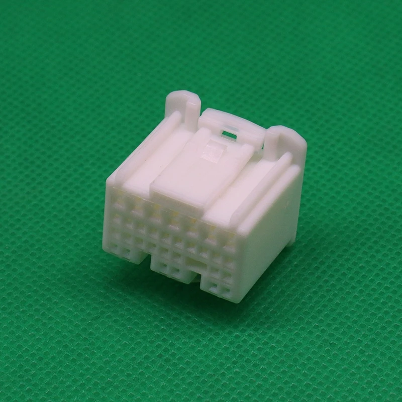 

DJ7311-0.7-1.2-21 male and female for Nissan Connector 31 hole with terminal 1123341-1