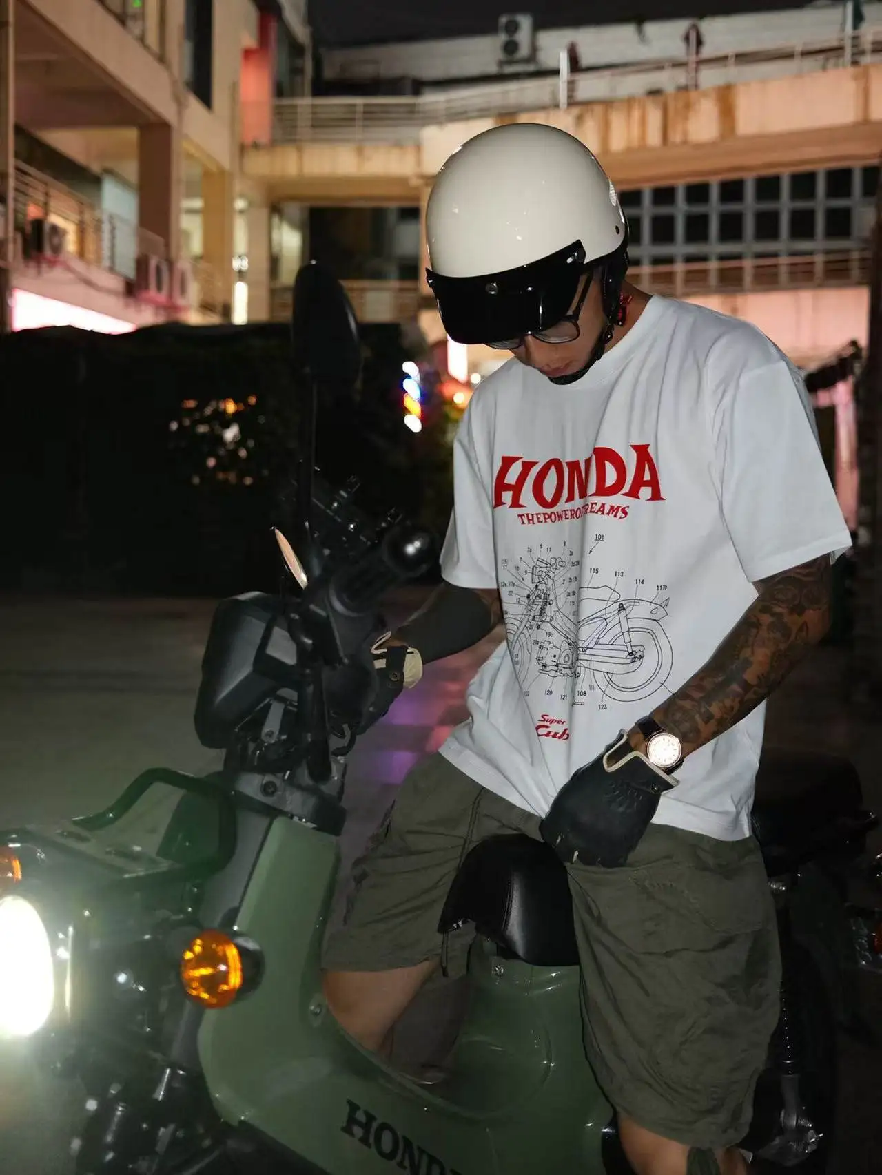 

HONDA 2026 New Hot Fashion Summer Trendy Hot Items HONDA Honda Cub CC110 American Retro Motorcycle T-shirt