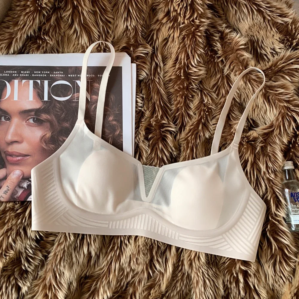 Best Seller Ladies Ultra‑Thin Seamless Cool Bra Jelly Strip Rabbit Ear Cup Big Breast Minimizer Anti‑Sag Side‑Collect Lingerie