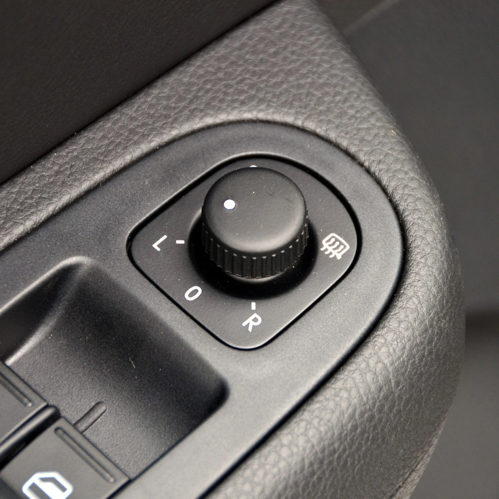 Side Mirror Switch Knob for VW GTI Rabbit jetta mk5 golf MK5 MK6 Plus tiguan passat b6 CC Seat Alhambra 1K0959565K 1K0 959 565K