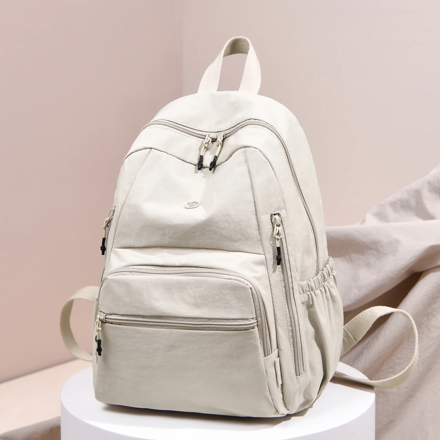 

Outdoor Large Capacity Nylon Double Shoulder Backpack Travel Computer Bag Lightweight Commuting Simple Trendy New Model for W...