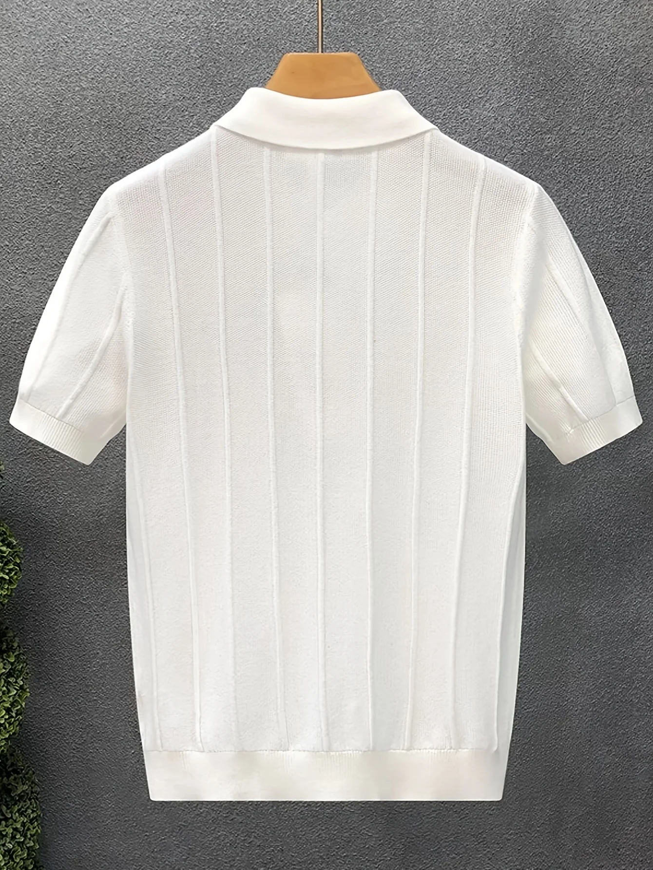 High-End Luxury Vertical Stripe Texture Short-Sleeved Polo Shirt Knitted Top for Men - Summer New Style Solid-Colored Collar Woo