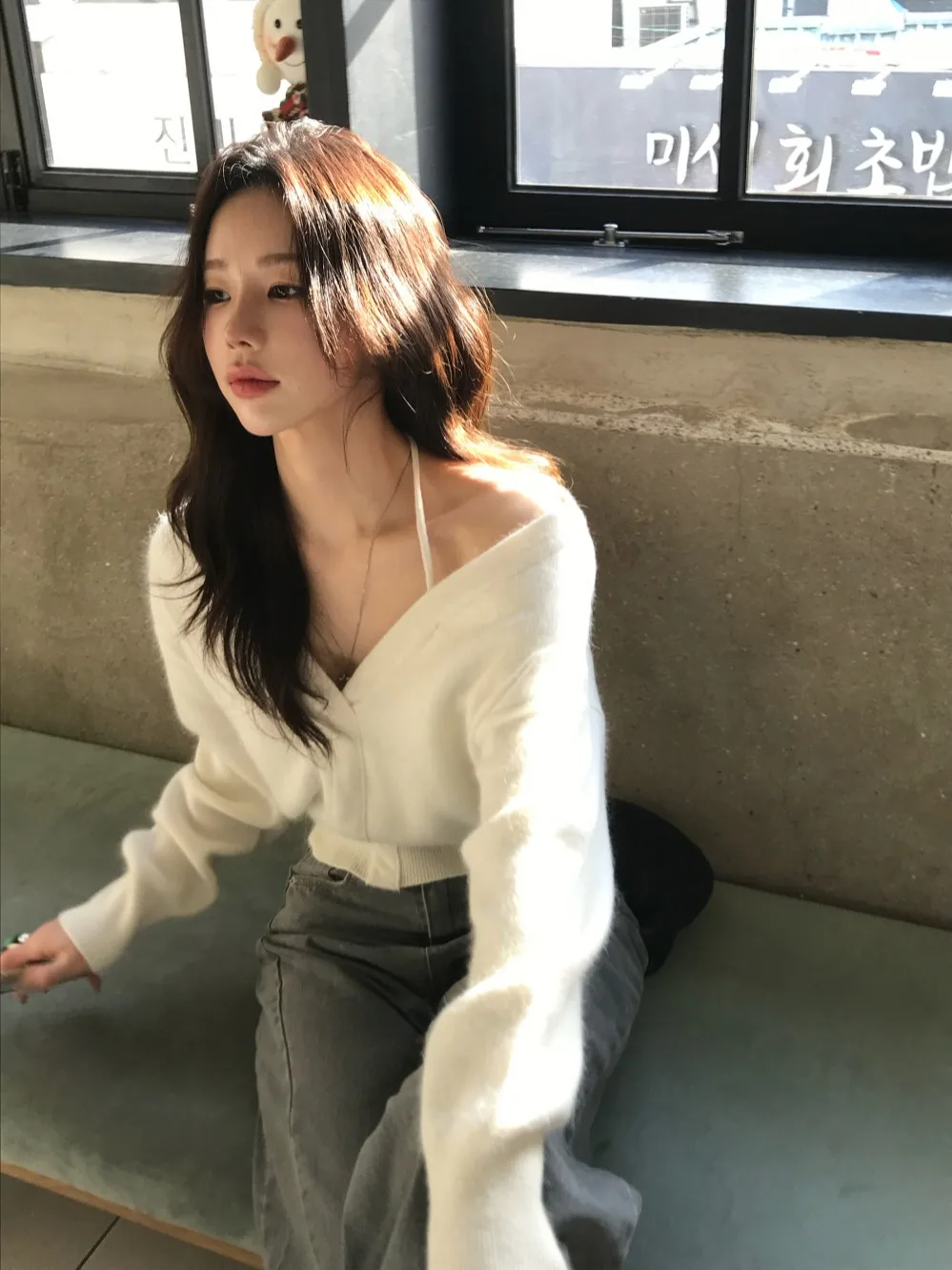 Sexy Spicy Girl V-neck Shoulder-baring Two-wear Knitted Sweater Women's Waist-cinching Slimming Thin Sweater Autumn 2025 New ...