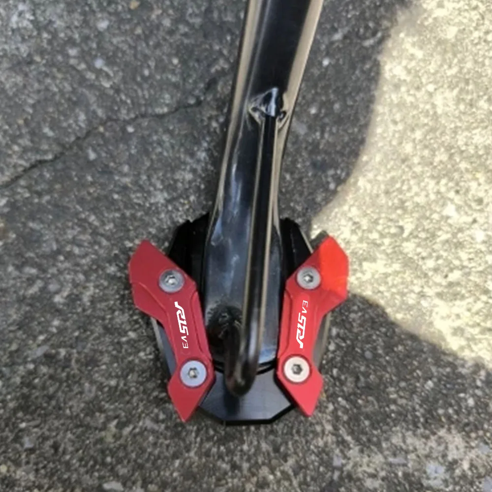 

For YAMAHA XMAX300 R15V3 V4 MT15 XMAX125 XMAX 300 250 125 R15 MT15 Motorcycle Kickstand Side Stand Enlarger Extension Plate Pad