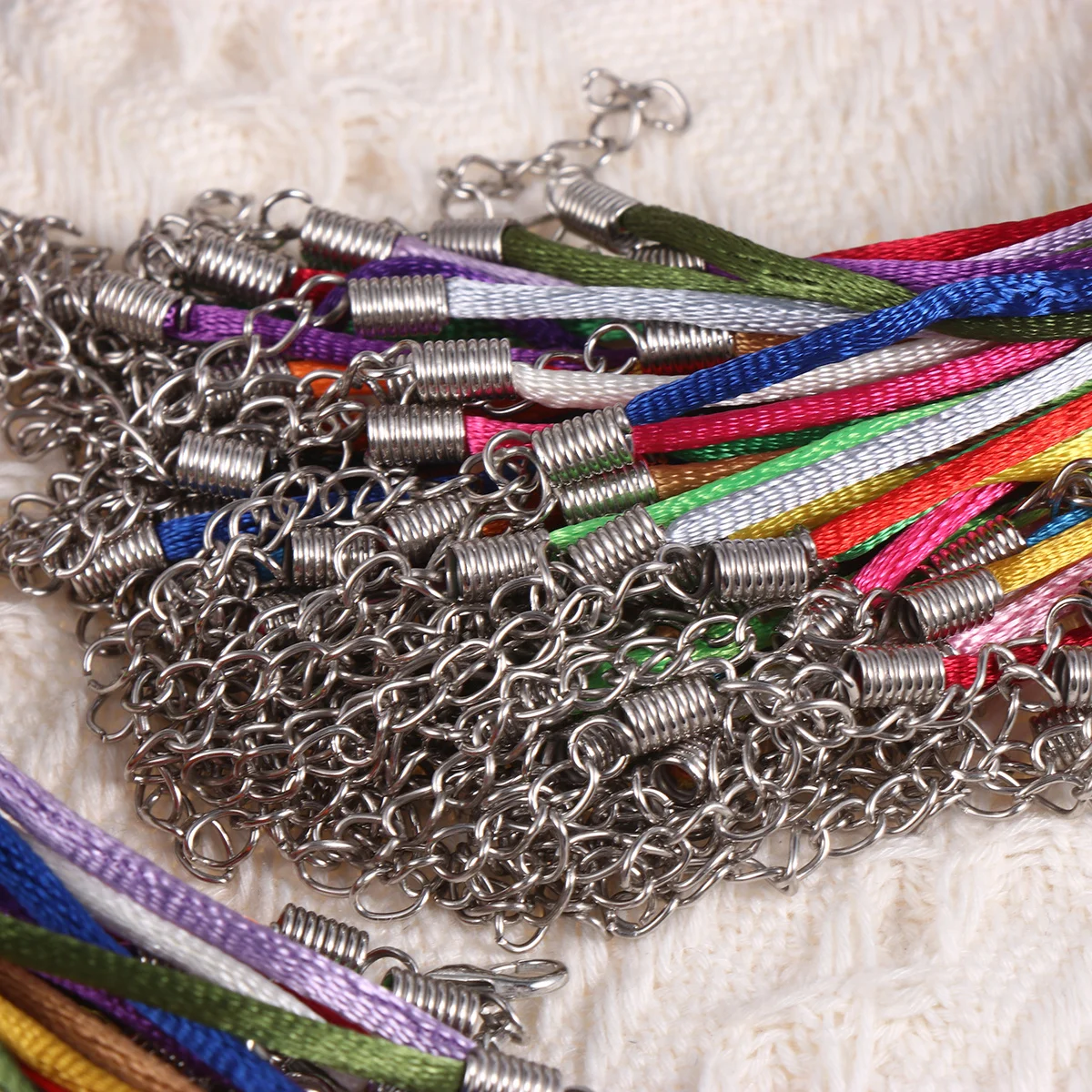

100Pcs Chinese Knot Necklace Cord Multi-Color Adjustable DIY Jewelry String Lightweight Durable Crafts Making Rope