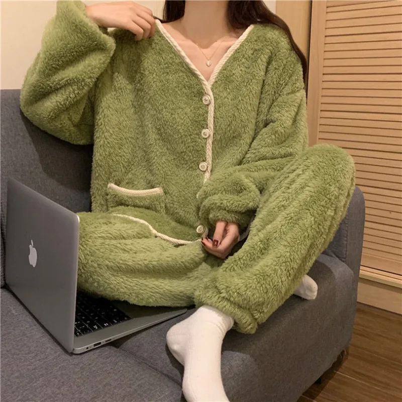 Coral fleece Pajamas Ms. Autumn and winter sweet Korean version Add fleece to thicken flannel Warm home suit for winter pajamas