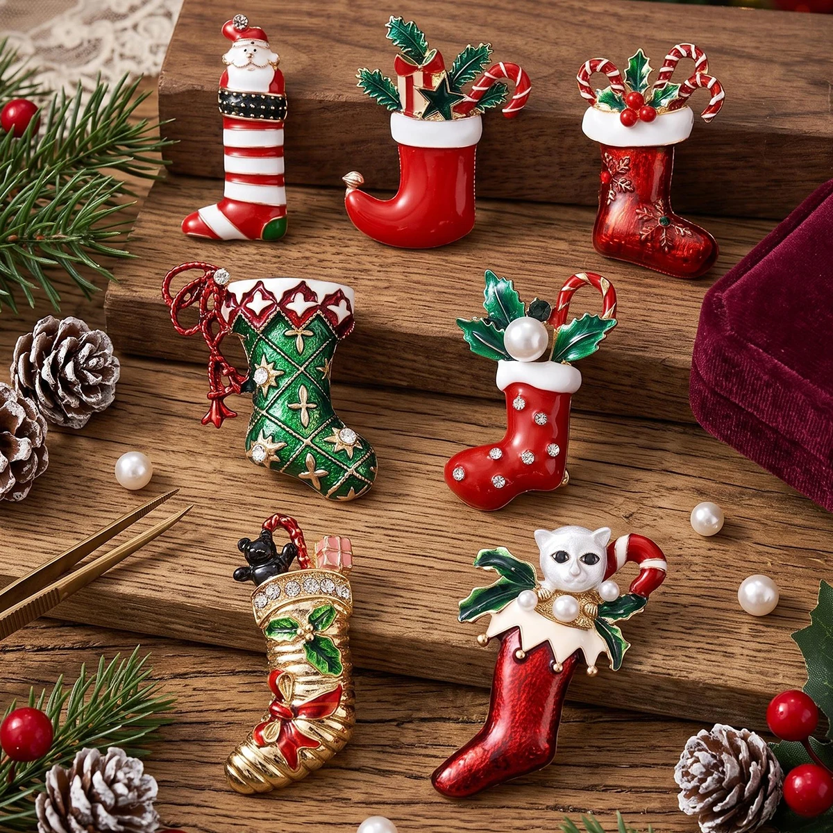Luxury Enamel Christmas Stocking Brooches for Women Unisex Trendy Festive Pins Casual Party Jewelry Accessories Gifts Decoration
