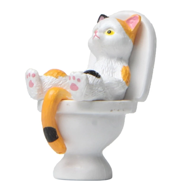Gatto in resina sulla toilette ornamenti paesaggistici figurine di animali dei cartoni animati per decorazioni domestiche mini