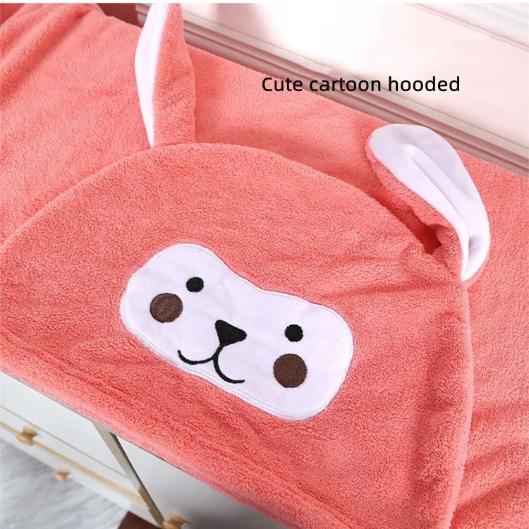 China Manufacturer Unisex Plush Baby Animal Hooded Bath Towel Soft Cotton Beach Swimming Bathrobe Blanket With Hood