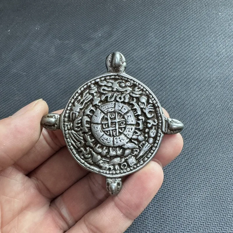 Tibetan Nepal Iron Pendant Vintage Iron Ornament Zodiac Jiugong Bagua