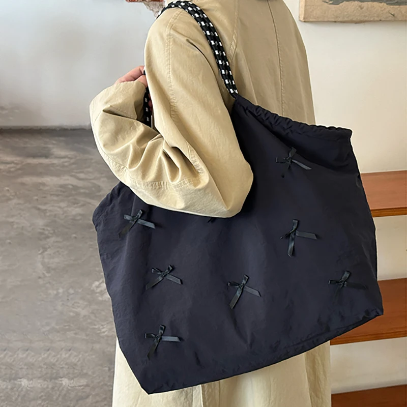 

Large Capacity Bow Decorative Canvas Bags Trendy Retro High-end Single Shoulder Bag Female Stylish Versatile Tote Bags
