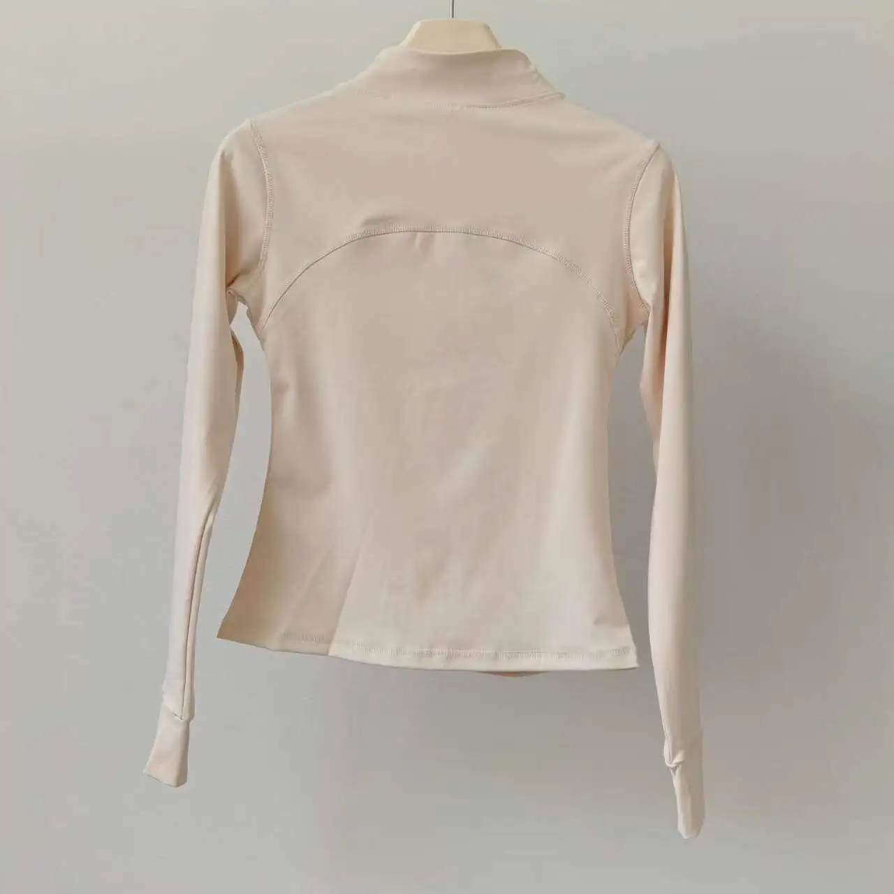 Yoga-Bekleidung Jacke Schlankmachender Stehkragen Schlankes Sport-Oberteil Pilates Atmungsaktive Schnelltrocknende Laufjacke Fitness-Bekleidung – Detail 3