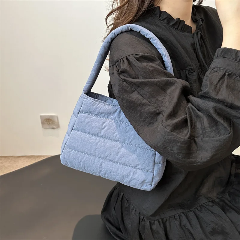 

Легкая сумка через плечо, повседневная квадратная сумка для женщин, однотонная сумка подмышки, шикарная сумка через плечо, минималистичная сумка «день-ночь» ​